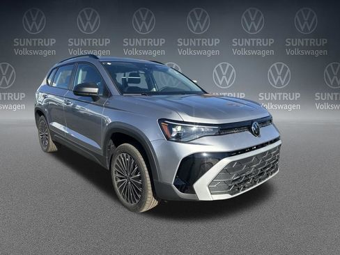 New 2026 Volkswagen Taos S image 15