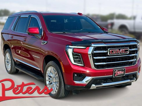 Used 2025 GMC Yukon Elevation AWD/4WD image 1