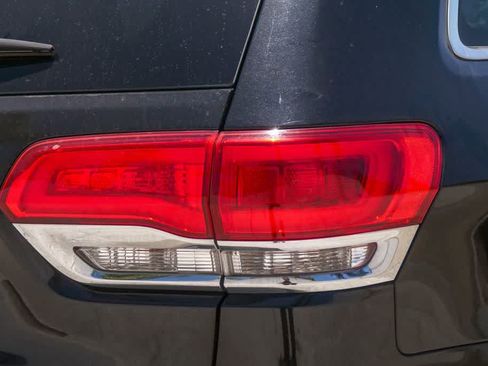 Used 2015 Jeep Grand Cherokee Limited AWD/4WD image 10