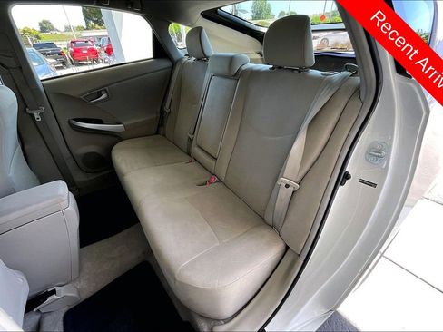 Used 2010 Toyota Prius Five image 22