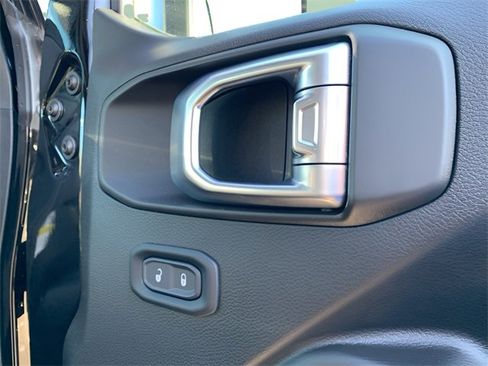 Used 2023 Jeep Gladiator Sport image 53