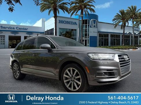 Used 2018 Audi Q7 3.0T Prestige w/ Prestige Package AWD/4WD image 1