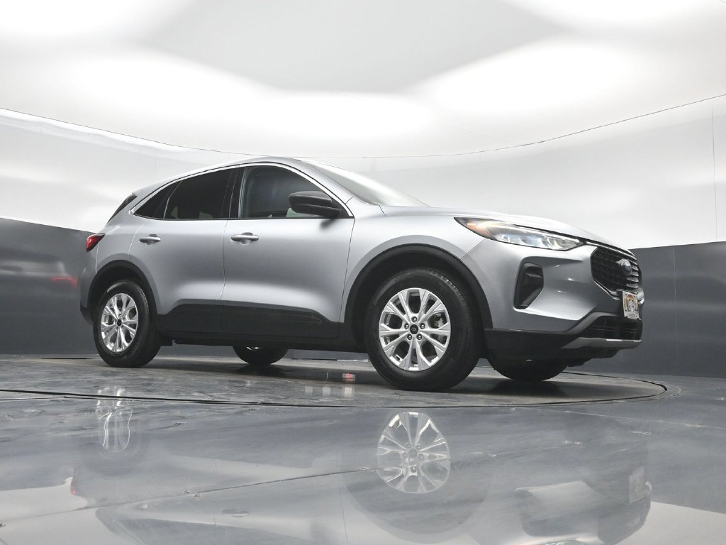 Used 2024 Ford Escape Active FWD image 3