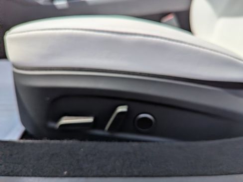 Used 2025 Tesla Model 3 Long Range image 11