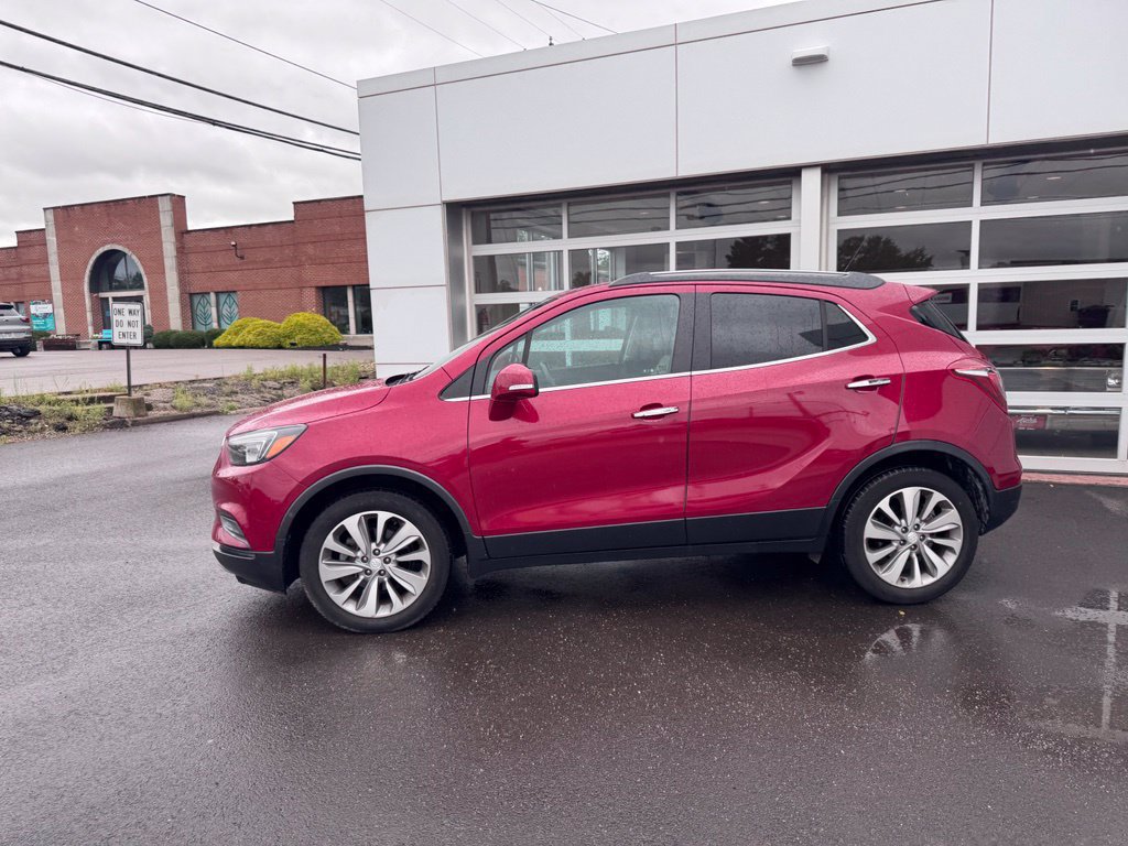 Used 2019 Buick Encore Preferred w/ Safety Package FWD image 2