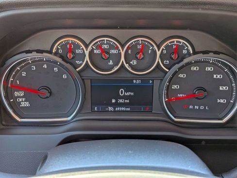 Used 2022 Chevrolet Silverado 1500 LT RWD image 25