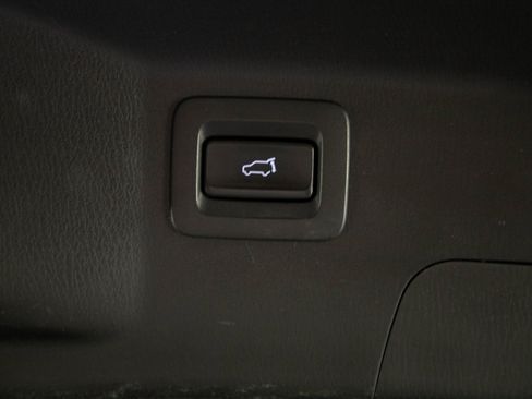 Used 2023 MAZDA CX-9 Touring Plus AWD/4WD image 19