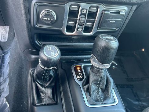 Certified 2024 Jeep Wrangler Sport S image 20