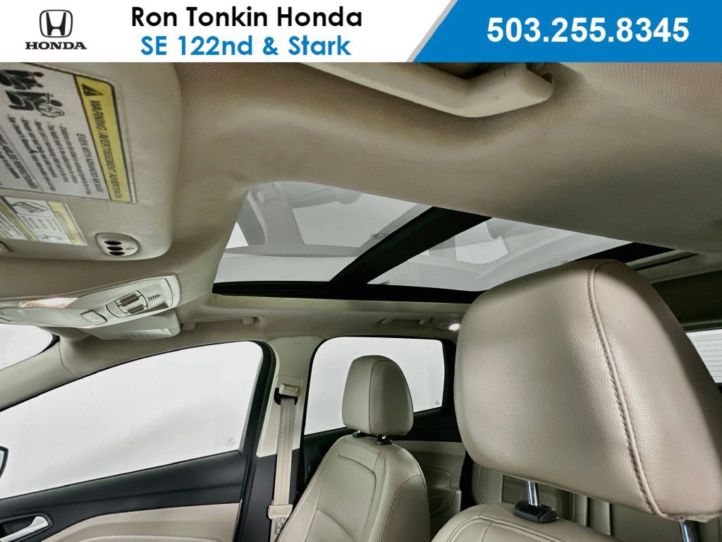 Used 2017 Ford Escape Titanium w/ Equipment Group 301A AWD/4WD image 24