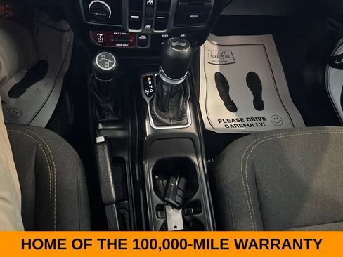 Used 2025 Jeep Wrangler Unlimited Sport AWD/4WD image 13