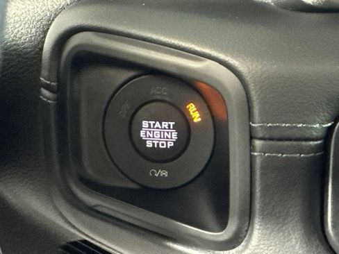 Certified 2025 Jeep Wrangler Unlimited Sahara AWD/4WD image 17