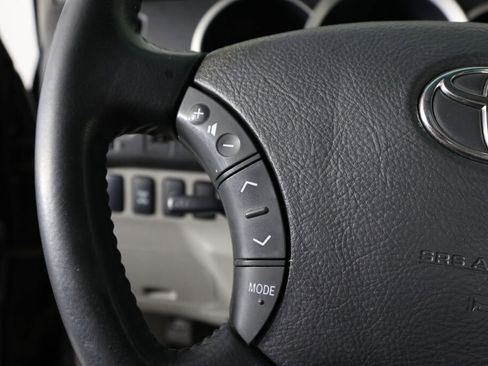Used 2008 Toyota 4Runner SR5 AWD/4WD image 34