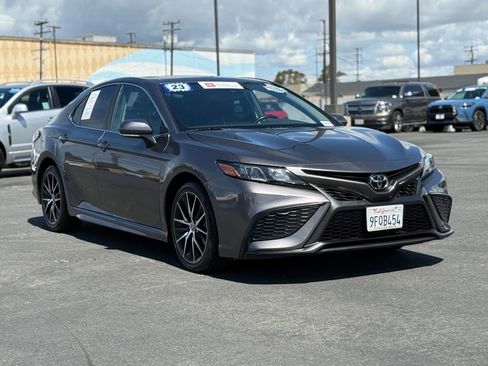 Certified 2023 Toyota Camry SE w/ Convenience Package FWD image 1