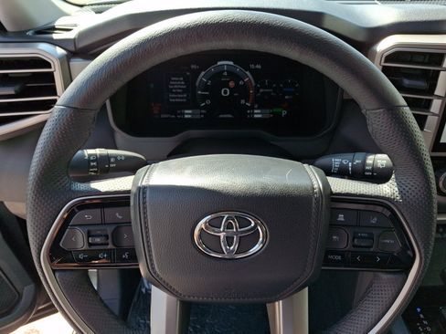 Used 2024 Toyota Sequoia SR5 w/ SR5 Premium Package AWD/4WD image 20