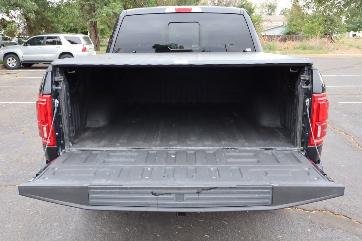 Used 2015 Ford F150 Lariat w/ Equipment Group 502A Luxury AWD/4WD image 14