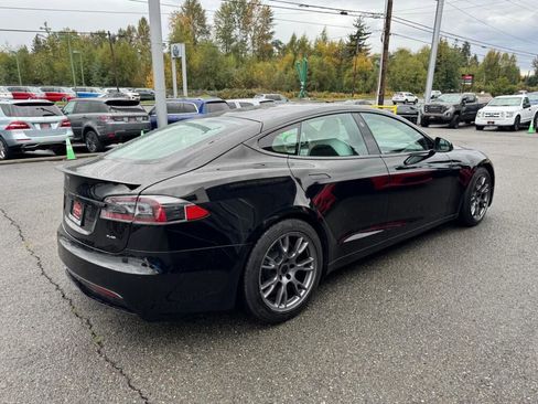 Used 2021 Tesla Model S Plaid image 5