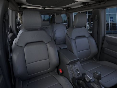 New 2026 Ford Bronco Outer Banks w/ Sasquatch Package AWD/4WD image 10