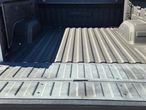 Used 2019 GMC Sierra 1500 AT4 w/ AT4 Premium Package image 6