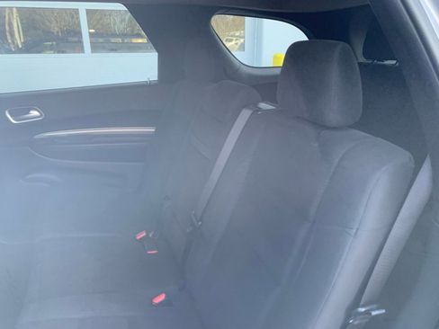 Used 2019 Dodge Durango SXT image 21