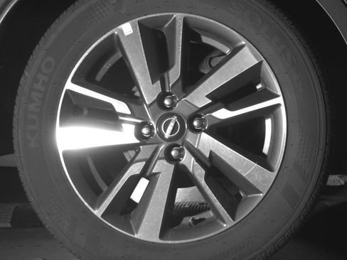 Used 2025 Nissan Versa SV FWD image 15