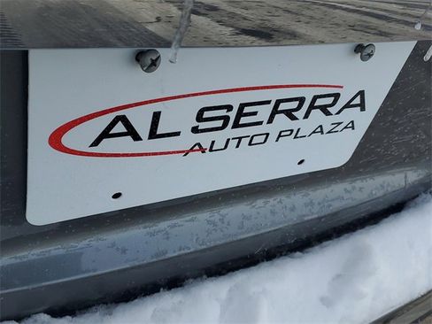 Used 2020 Nissan Pathfinder SV image 6