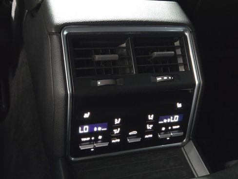 Used 2023 Porsche Panamera Platinum Edition w/ Sport Chrono Package image 16