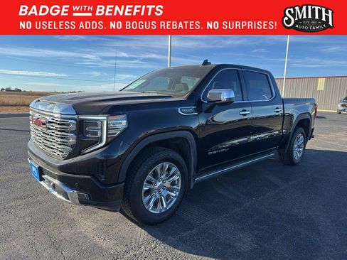 Used 2025 GMC Sierra 1500 Denali w/ Technology Package AWD/4WD image 11