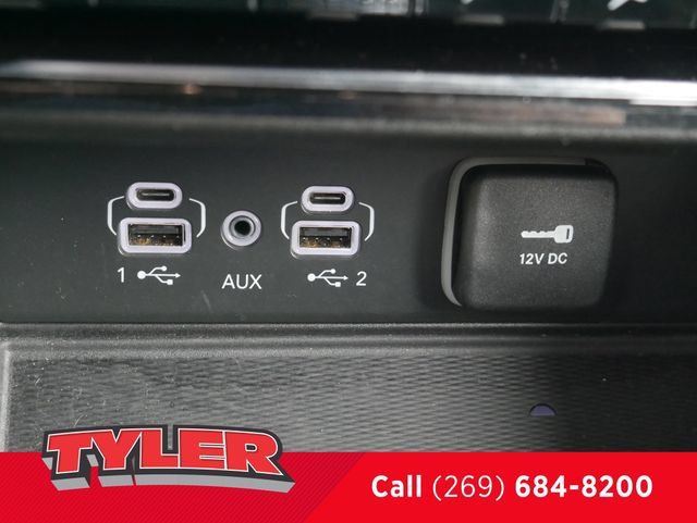 Certified 2024 Jeep Grand Cherokee L Laredo w/ Luxury Tech Group I AWD/4WD image 33