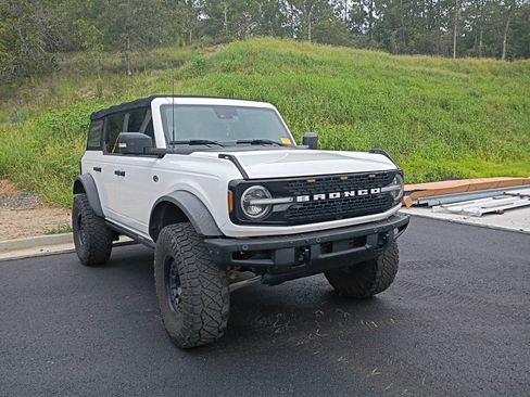 Used 2022 Ford Bronco Wildtrak AWD/4WD image 3