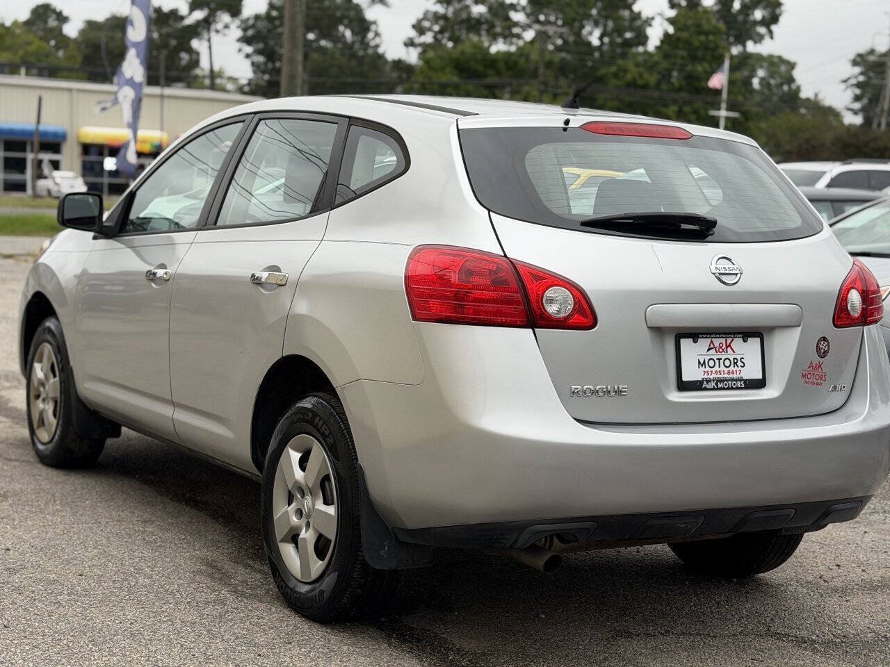 Used 2010 Nissan Rogue S AWD/4WD image 6