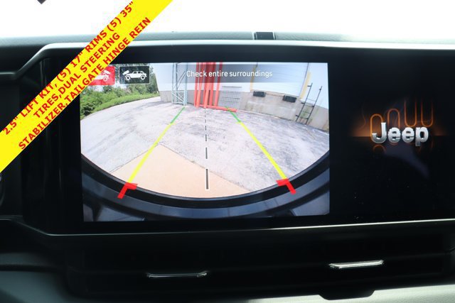 New 2026 Jeep Wrangler Unlimited Sahara w/ Safety Group AWD/4WD image 15