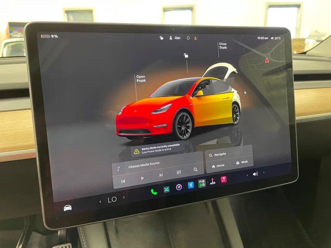Used 2023 Tesla Model Y AWD image 7