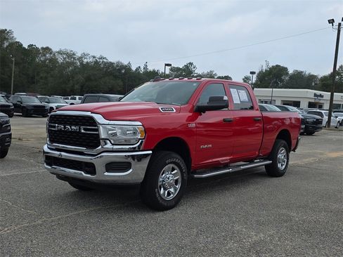 Used 2022 RAM 2500 Tradesman w/ Towing Technology Group image 9