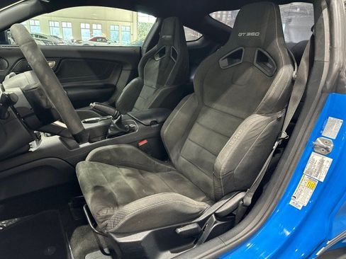 Used 2017 Ford Mustang Shelby GT350 w/ Electronics Package RWD image 32
