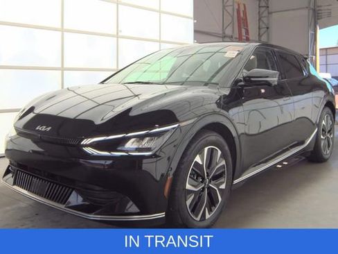 Used 2024 Kia EV6 Wind w/ Wind Technology Package AWD/4WD image 1