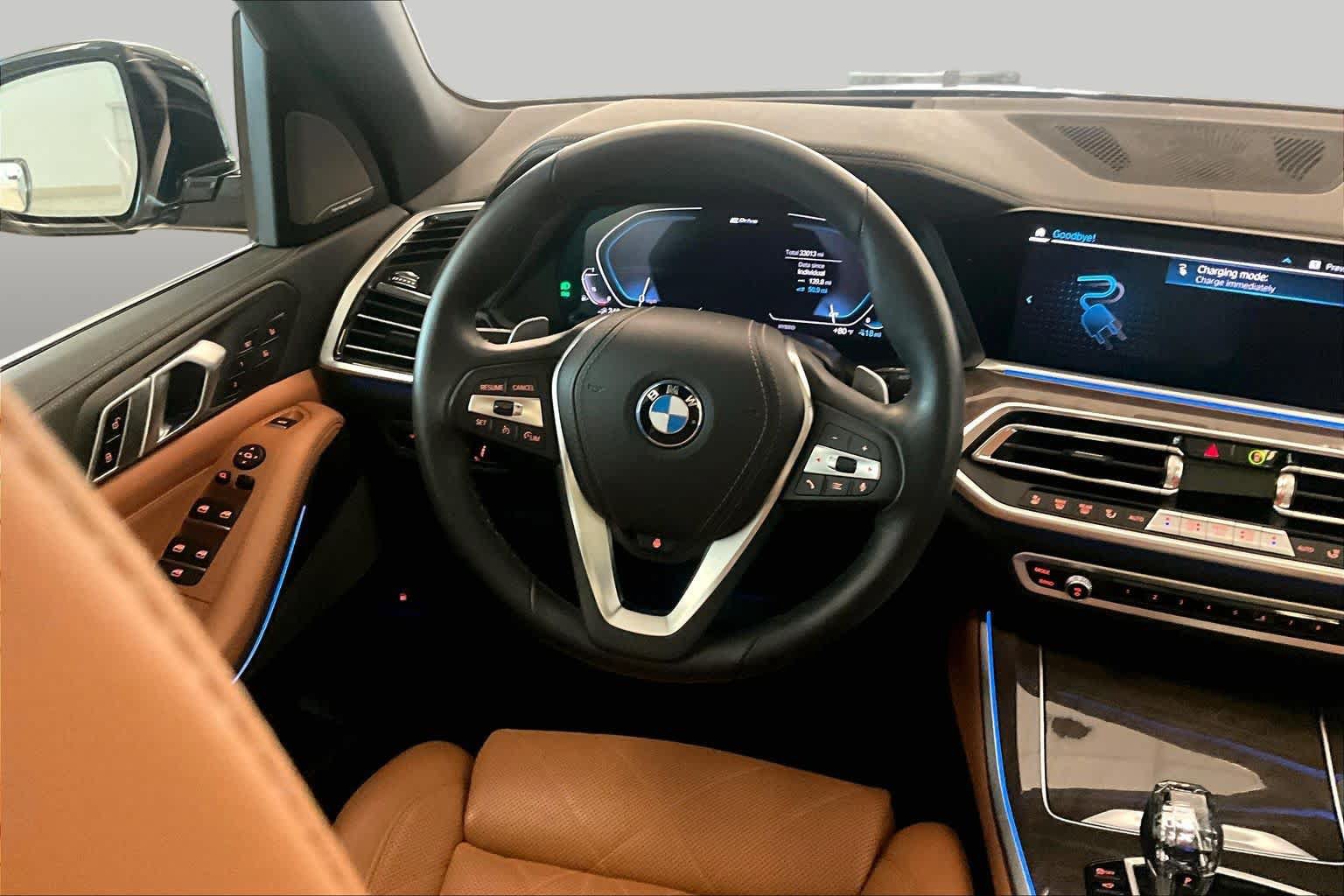 Used 2023 BMW X5 xDrive45e w/ Executive Package AWD/4WD image 16