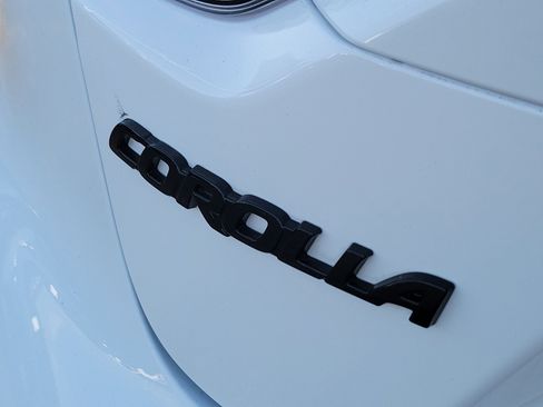 Certified 2025 Toyota Corolla SE image 8