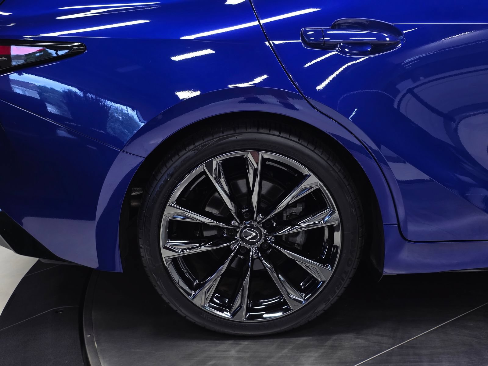 Used 2023 Lexus IS 350 F Sport w/ Memory Package RWD image 44