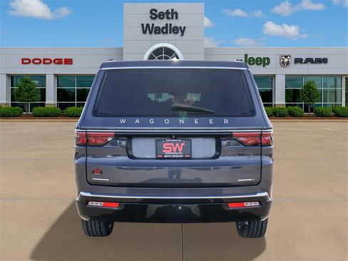 Used 2022 Jeep Wagoneer Series I w/ Convenience Group I image 6