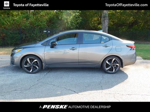 Used 2023 Nissan Versa SR w/ Trunk Package FWD image 8