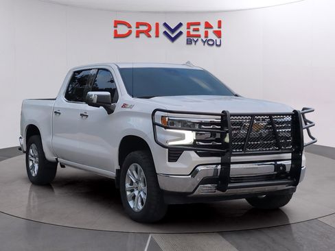 Used 2022 Chevrolet Silverado 1500 LTZ image 7