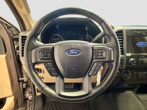 Used 2020 Ford F150 XLT w/ Equipment Group 302A Luxury AWD/4WD image 9