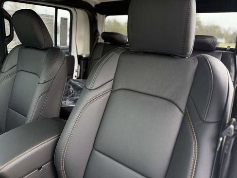 New 2026 Jeep Gladiator Mojave AWD/4WD image 24