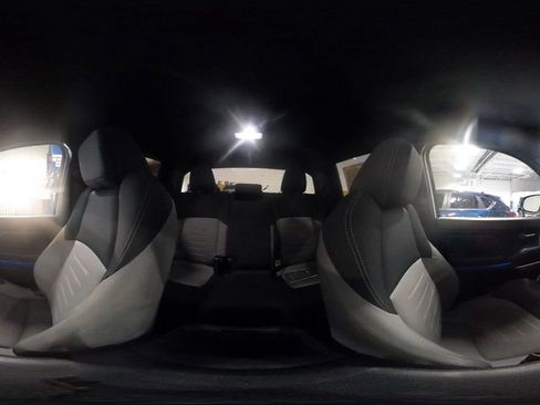 Used 2025 Toyota Tacoma TRD Off-Road image 41