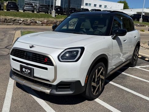 Used 2025 MINI Cooper Countryman S w/ Comfort Package Max AWD/4WD image 8