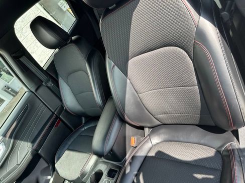 Used 2023 Ford Escape ST-Line w/ Tech Pack #1 AWD/4WD image 12