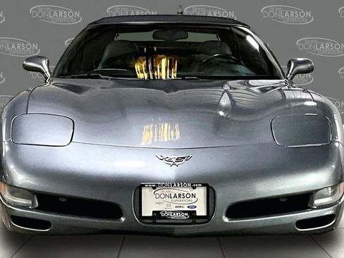 Used 2003 Chevrolet Corvette Convertible w/ Preferred Equipment Group1 RWD image 2