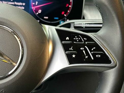 Certified 2025 Mercedes-Benz GLC 300 GLC 300 image 31