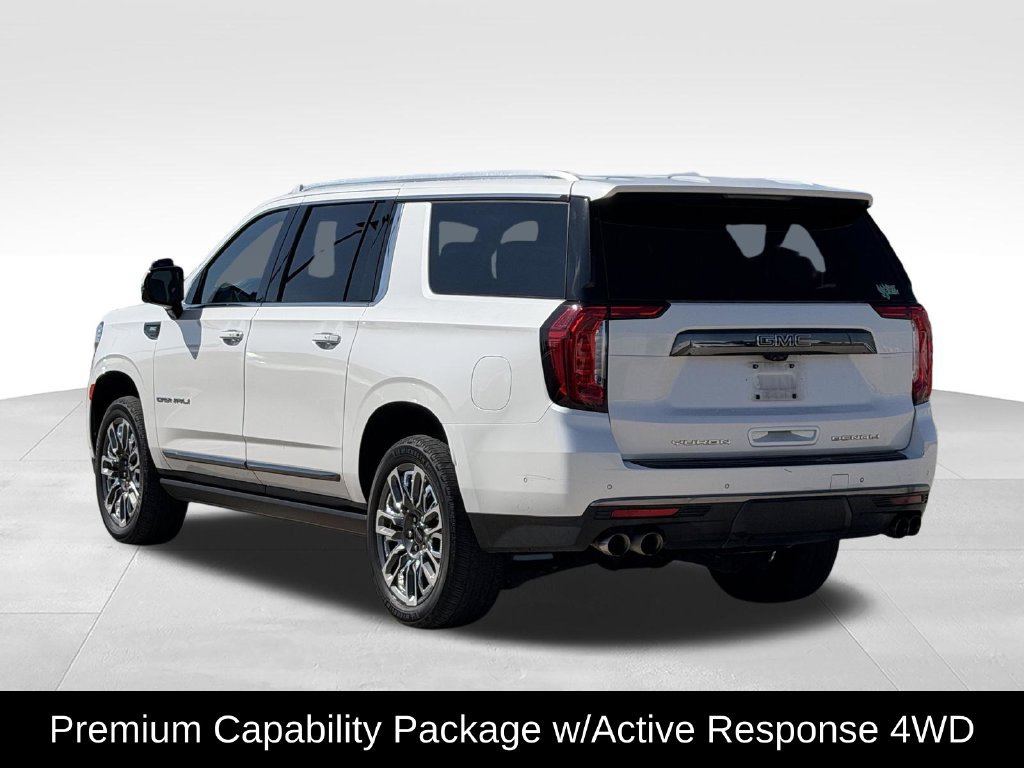 Used 2023 GMC Yukon XL Denali Ultimate AWD/4WD image 6