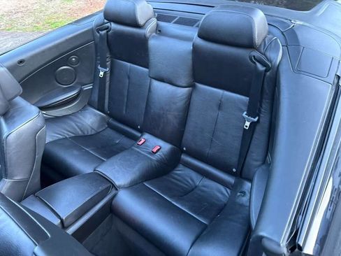 Used 2010 BMW 650i Convertible image 8